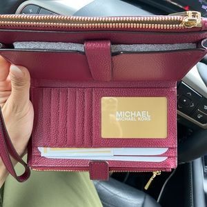 Brand New Michels Kors Wallet/Clutch